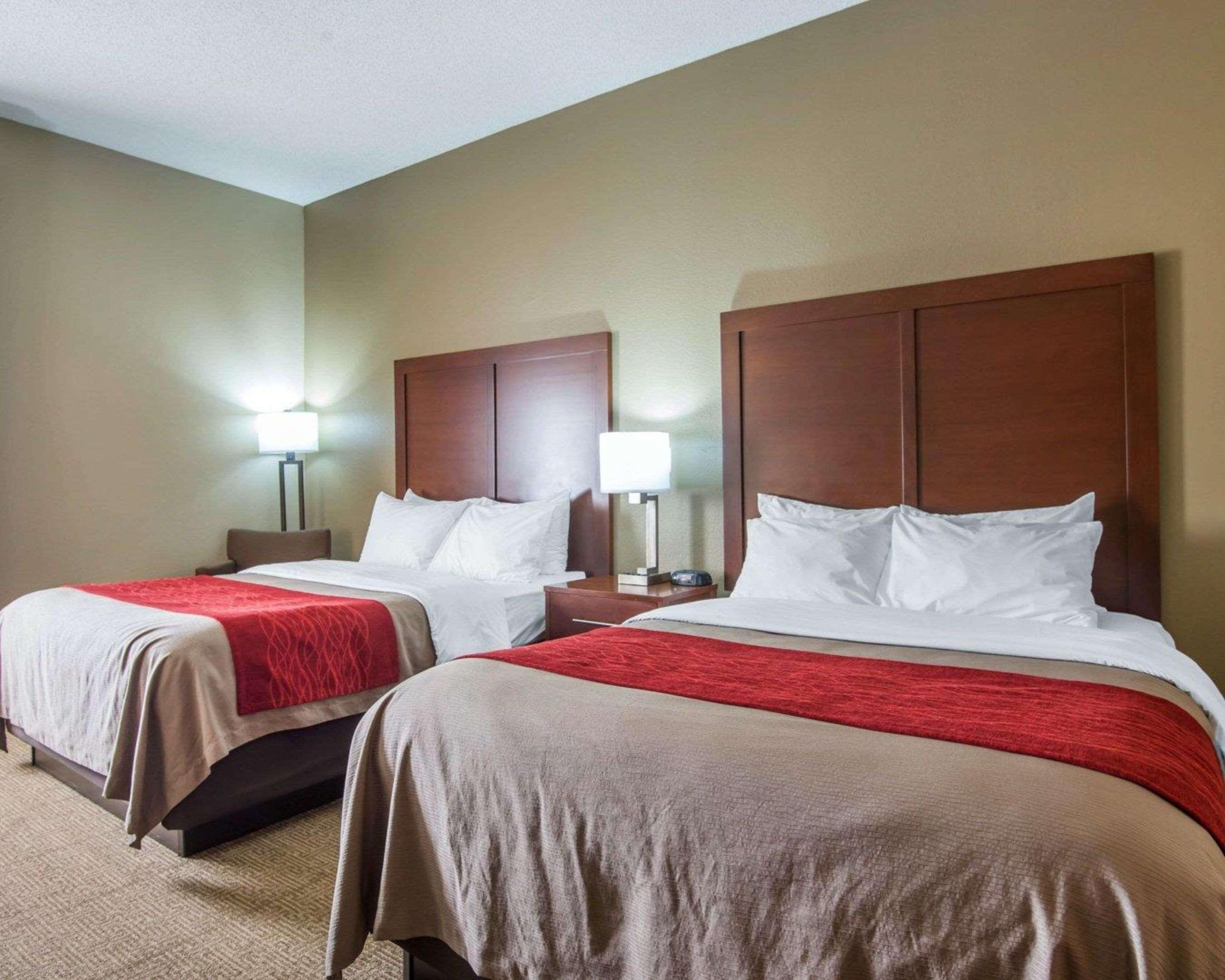 Comfort Inn Grain Valley Esterno foto