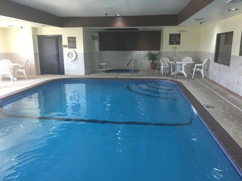 Comfort Inn Grain Valley Esterno foto